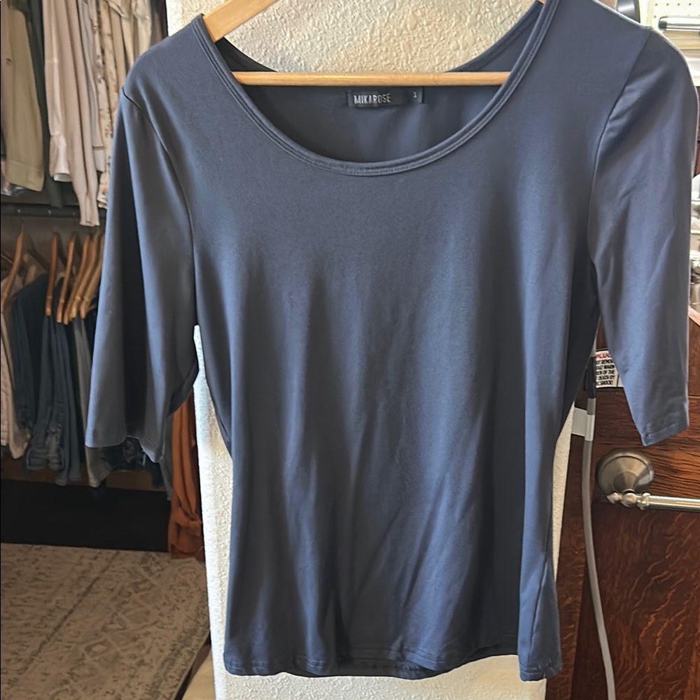 Lark & Ro Women's Blue Top